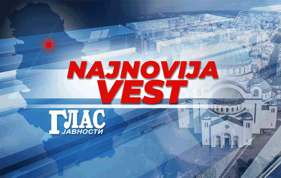 SKOČIO SA STAROG SAVSKOG MOSTA: <span style='color:red;'><b>Pokušaj samoubistva</b></span> u Beogradu! Muškarac izvučen iz vode BEZ SVESTI